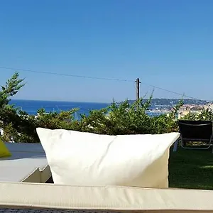 rental-apartment-cap-au-sud-5-menton-2-bedrooms-6-persons.fr-provencehotel.com/